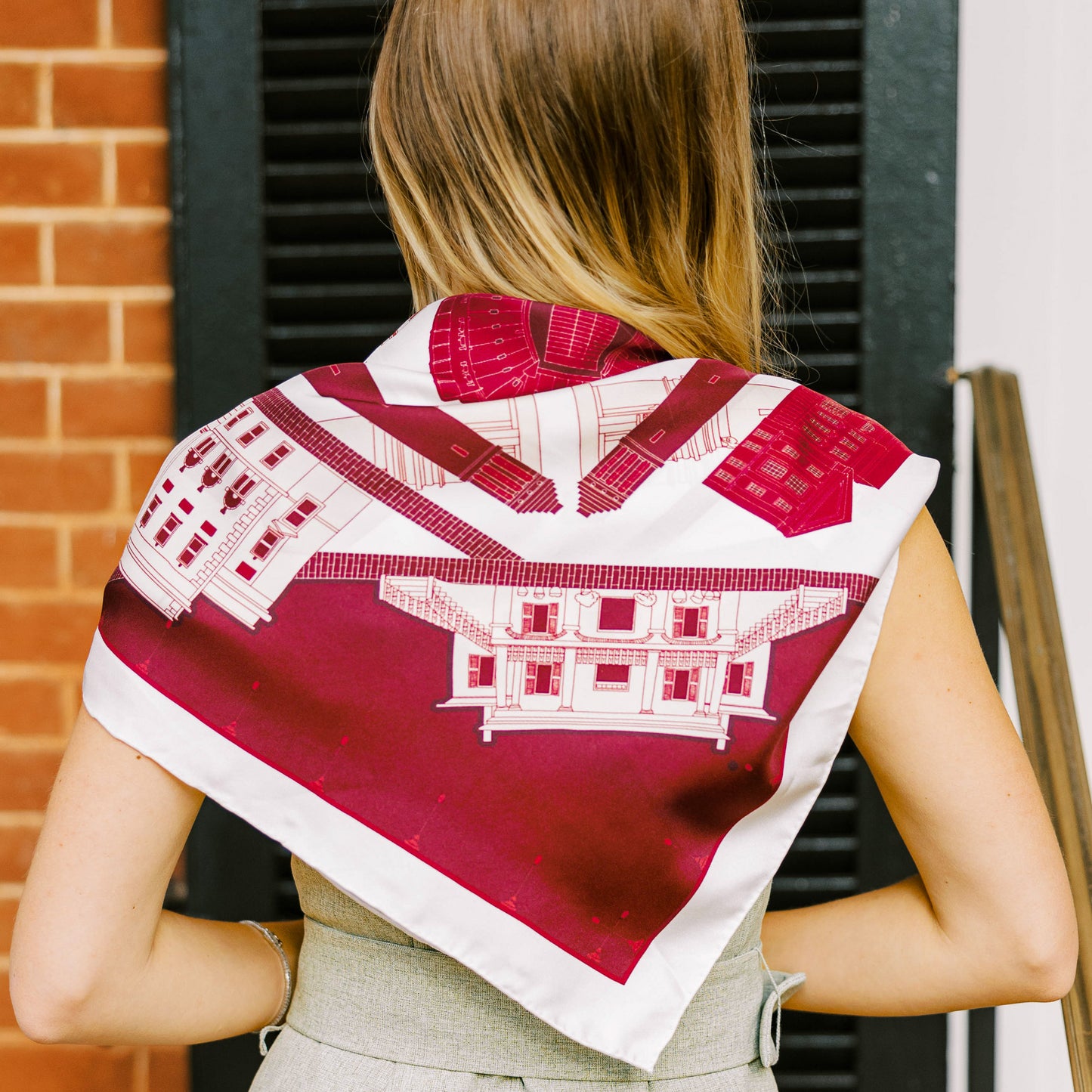 THE TUSCALOOSA CRIMSON SCARF