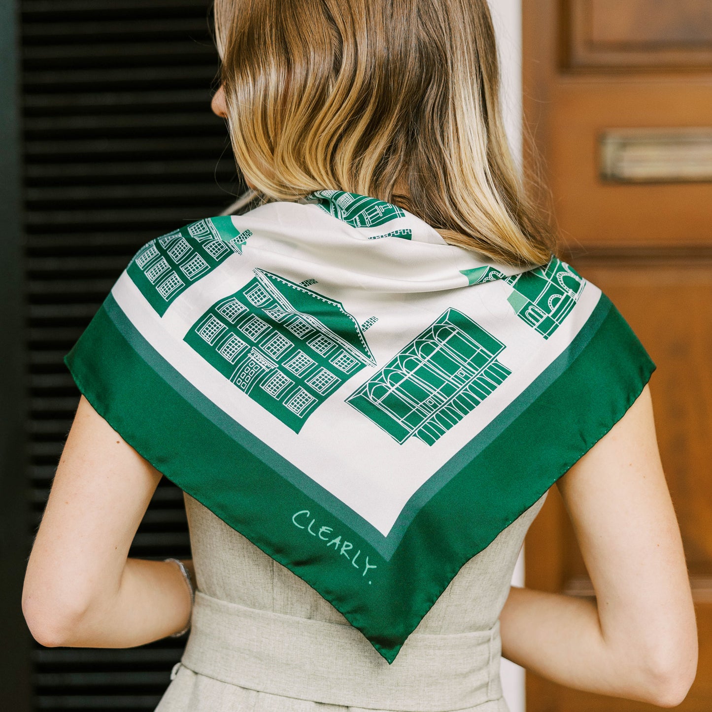 THE HANOVER BIG GREEN SCARF