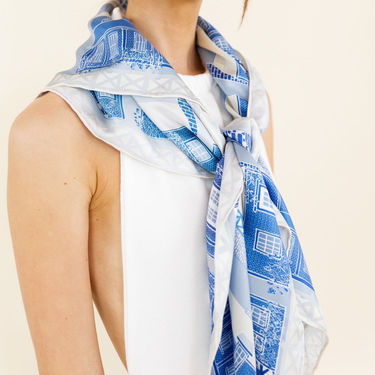 THE NANTUCKET SCARF