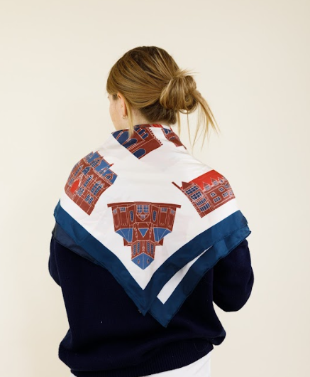 THE DEAR OLD PENN SCARF