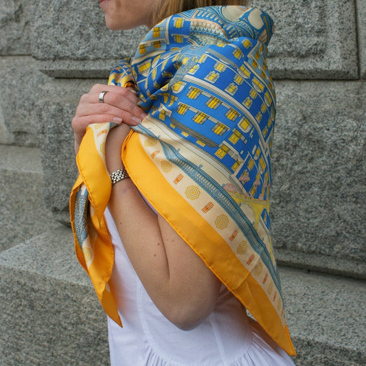 THE AMALFI SCARF