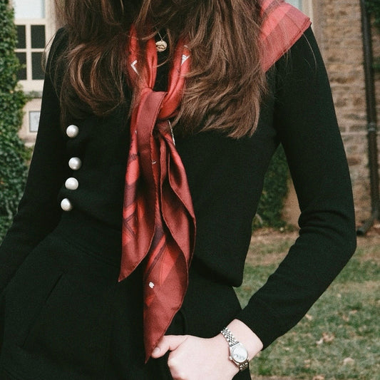 THE CAMBRIDGE H YARD SCARF
